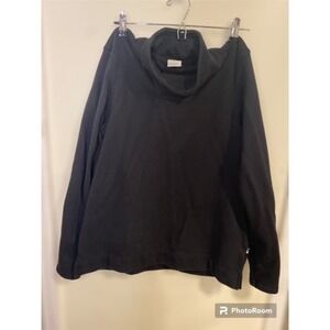 North Face Woman's Pullover size Large